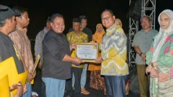 Sikapi Efisiensi dengan Inovasi, Bupati Gorontalo Utara Terima Penghargaan dari Petani